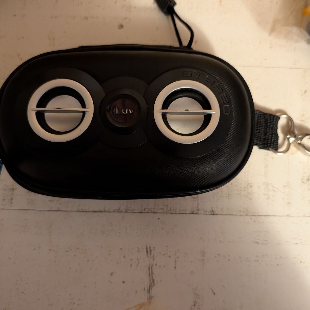🦋 ILUV ISP 110 Portable Amplified Speaker Case Tested Works